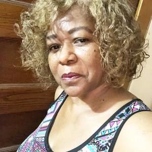 Meet your Posher, Beverly